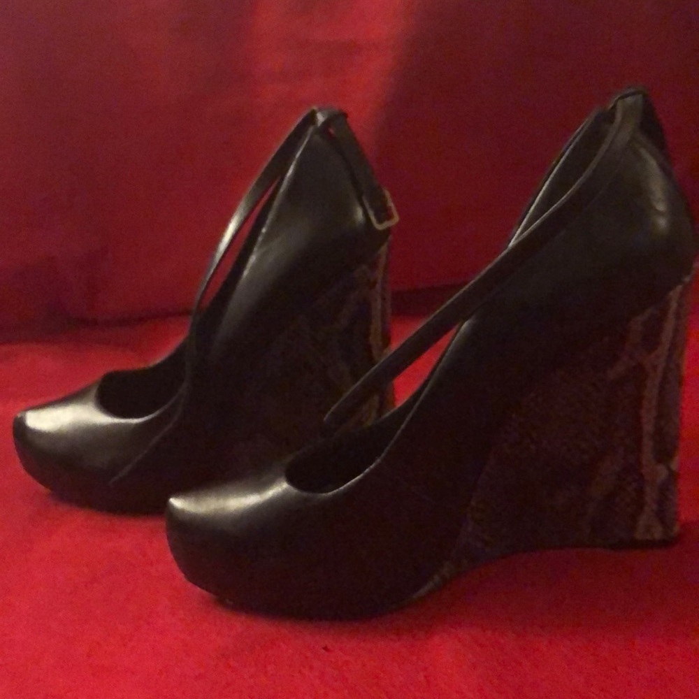 Python nosed wedges size 10 - Picture 2 of 2